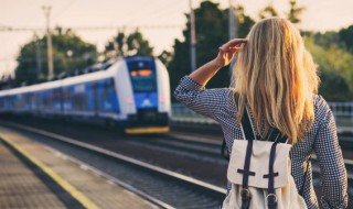 游戏名字女简单干净 游戏名字女生霸气冷漠