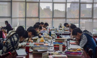 大学挂科了怎么办（补考老师会尽量让过吗）