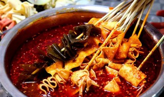 冷锅串串怎么做（冷锅串串怎么做火爆）