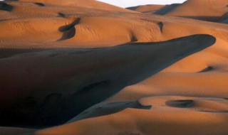 塔克拉玛干沙漠遭遇洪水原因 塔克拉玛干沙漠遭遇洪水是什么原因