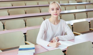 星期二的英语怎么读(星期一到星期日的英语单词)