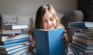 带心偏旁的字有哪些字（带心偏旁的字有哪些字体）