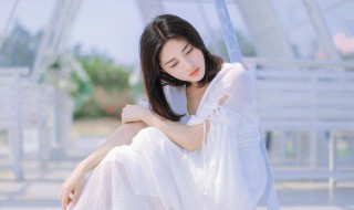 穿裙子怎么搭配鞋（穿裙子怎么搭配鞋子图片）