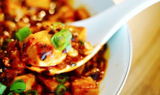 麻婆豆腐的详细做法 麻婆豆腐的详细做法文字