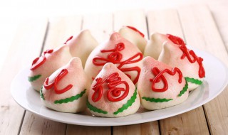 寿桃的寓意和象征（寿桃的寓意和象征茶杯）