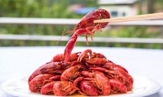 生小龙虾去壳方法 生小龙虾去壳方法视频