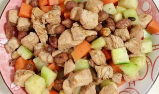 怎么做鸡胸肉炒胡萝卜