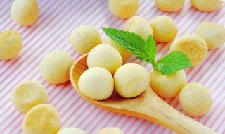 蜂蜜小馒头做法步骤 蜂蜜小馒头的做法窍门