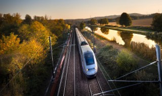 高铁座位怎么调节 高铁座位怎么调节靠背