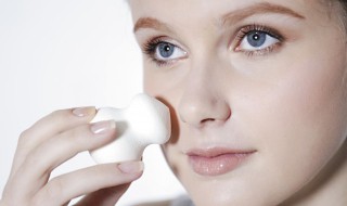 素颜霜怎么卸掉 素颜霜怎么卸掉?