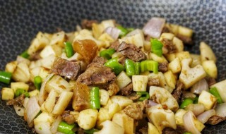 鸽子怎么炒好吃 干炒鸽子怎么炒好吃