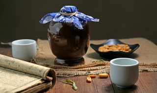 酒瓶盖子拧不开怎么办 酒瓶盖子打不开怎么办