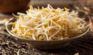 豆芽怎么炒才好吃（清炒黄豆芽怎么炒才好吃）