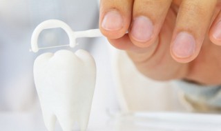 中年男人梦见自己掉牙是什么意思 中年男人梦见自己掉牙一大把