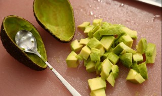 牛油果怎么吃最好吃 吃牛油果有什么好处