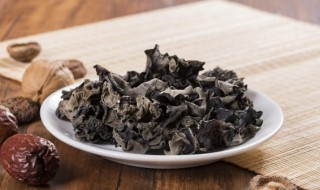木耳泡多久就不可以吃了 木耳泡多久就不能吃了