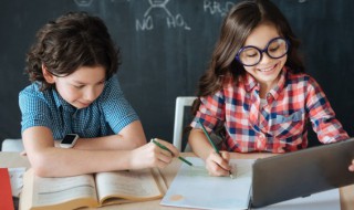 份怎么组词（愉怎么组词）