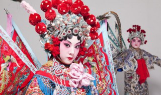 京剧脸谱黑色表示什么 京剧脸谱黑色表示什么白色表示什么