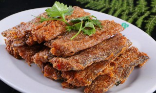 炸鱼用面粉还是用淀粉 炸鱼用面粉还是用淀粉好