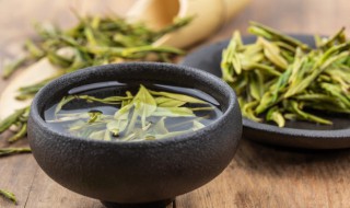 茶叶可以嚼着吃吗（茶叶可以嚼着吃吗有毒吗）