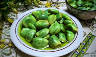 为什么腊八蒜是绿色 为什么腊八蒜是绿色自动挡