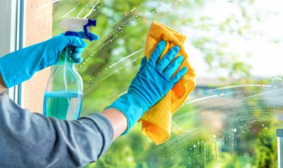 快速去除老化的玻璃纸 玻璃纸时间长了撕不掉怎么办