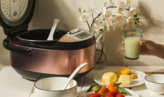 电饭锅煮粥时要放多少水啊