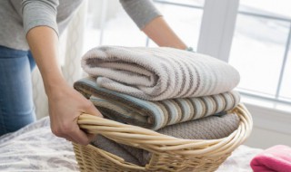 衣服上的巧克力渍怎么洗掉