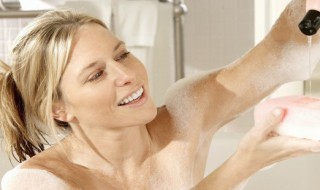 打了疫苗洗了澡怎么办 打了疫苗洗了澡怎么办有点发热现在分不清