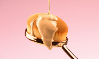 粉底液和气垫的不同点（粉底液和气垫有啥不一样）