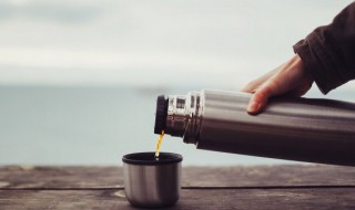 不锈钢杯子有金属味怎么去除(不锈钢杯子有金属味对身体有害吗)