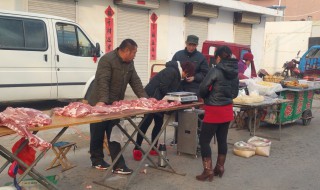 夏天摆地摊卖什么好 夏天摆地摊卖什么好卖 又赚钱