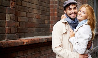 羊绒大衣皱了怎么弄平 羊绒大衣皱了怎么弄平一点