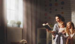 轻舟已过万重山的寓意 轻舟已过万重山的寓意是