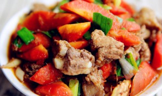 排骨烧胡萝卜的家常做法（排骨烧胡萝卜的家常做法窍门）