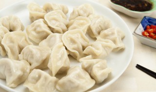 白菜香菇素饺子的做法（香菇白菜素馅怎么调好吃窍门）