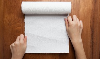 纸上的油渍怎么处理 作业上弄上油怎么才能去掉