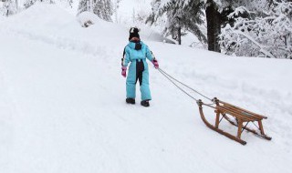 水是怎么变成雪花的 水是怎么变成雪花的图示