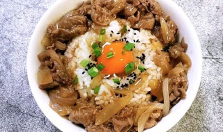 牛丼饭怎么念 牛dong丼饭