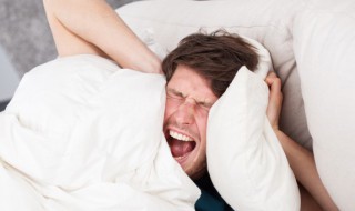 凌晨两三点醒来睡不着怎么办 凌晨2-3点醒来就睡不着是怎回事