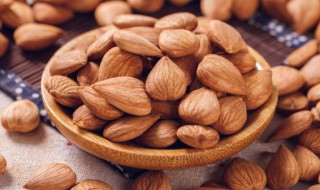 生杏仁怎么炒 生杏仁怎么处理就可以吃了