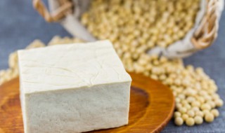 豆腐炒白菜怎么做好吃（素炖白菜豆腐的做法）