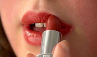 哑光雾面什么意思（什么是哑光雾面妆效）