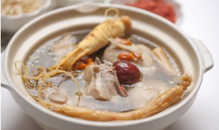 坐月子鸽子汤怎么炖 坐月子猪蹄汤怎么炖下奶