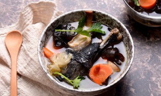 乌鸡怎么炖好吃 炖乌鸡汤怎么炖好吃又好喝