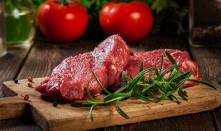 牛排怎么炖汤才好喝（牛骨炖什么利于小孩长高）