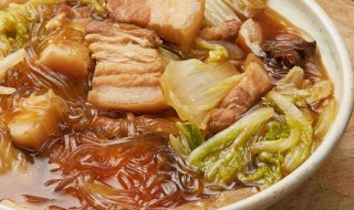 猪肉白菜豆腐炖粉条的做法（猪肉白菜豆腐炖粉条的做法视频）