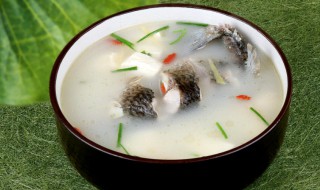 熬鱼汤怎么熬 怎么熬鲫鱼汤又白又浓