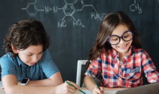 人上人是什么字（人上人是什么字谜）