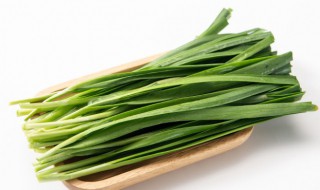 海肠炒韭菜的做法 韭菜炒海肠用不用焯水